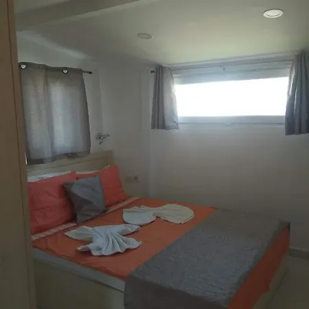 Paddys Apartments Ovacik Oludeniz Exterior photo