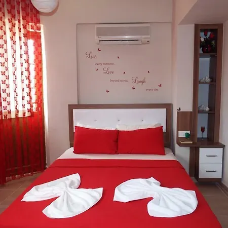 Paddys Apartments Ovacik Oludeniz Exterior photo